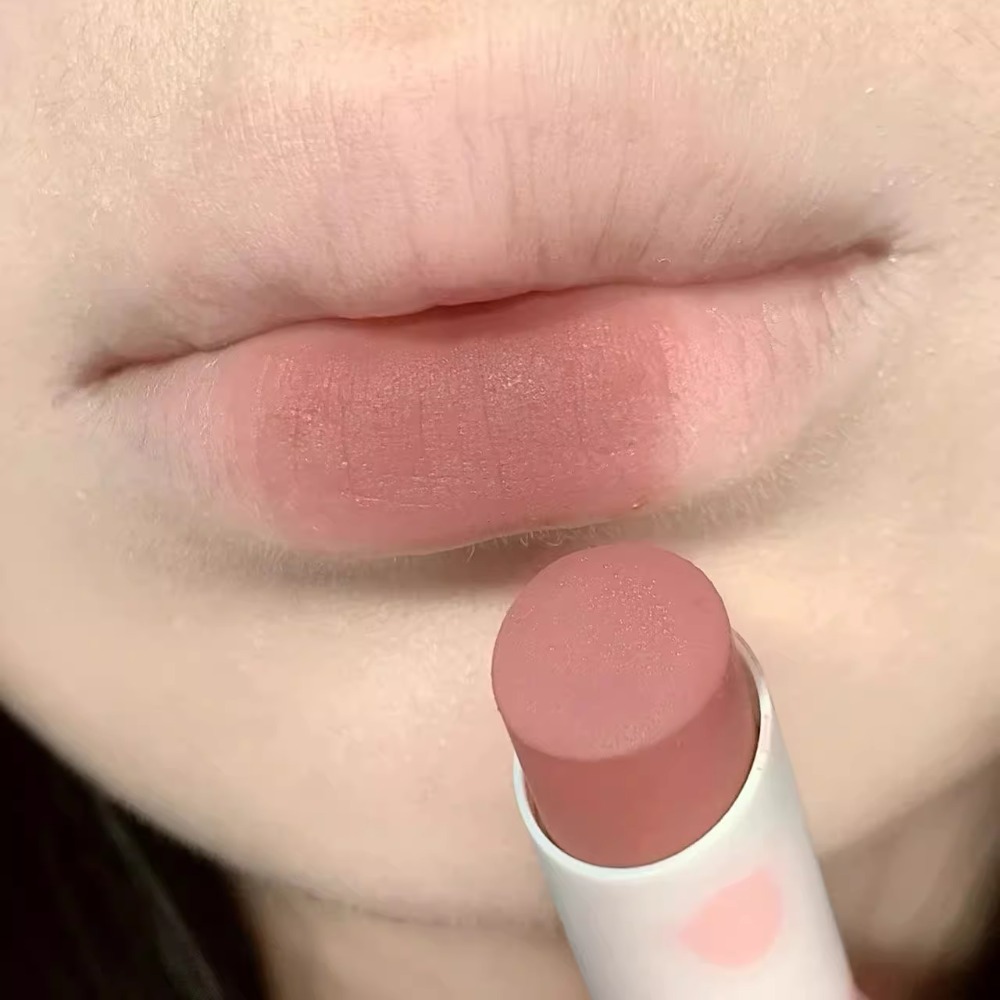 ลิปสติกเนื้อแมตต์กำมะหยี่ ลิปท - Matte Velvet Lip Tint Long Lasting บทวิจารณ์และราคา