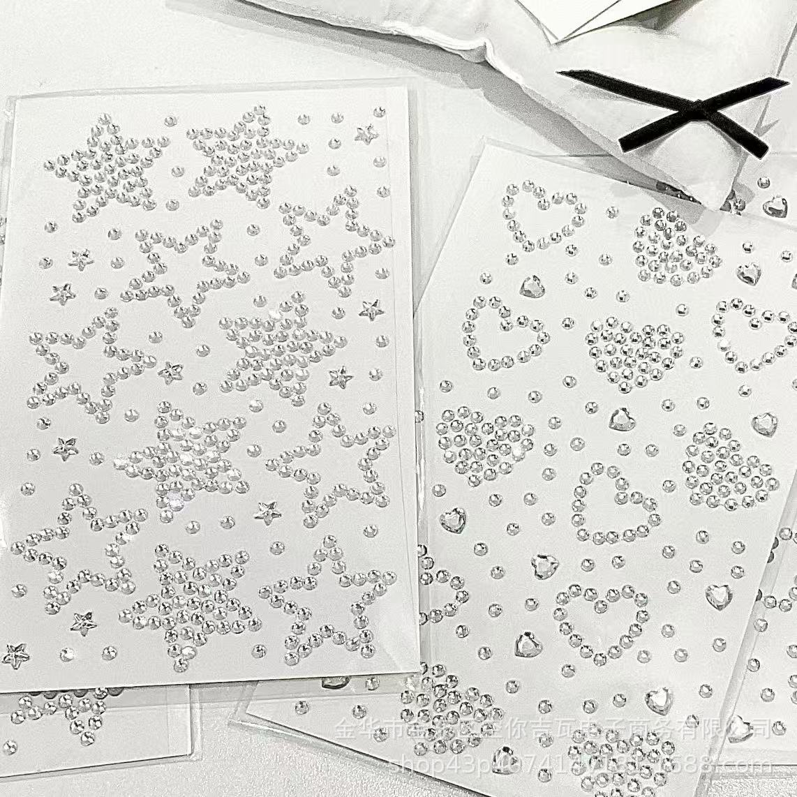 สติกเกอร์รูปหัวใจประดับเพชรพลอ - Nail Art บทวิจารณ์และราคา